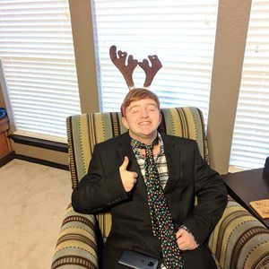 Meet your Posher, Davis